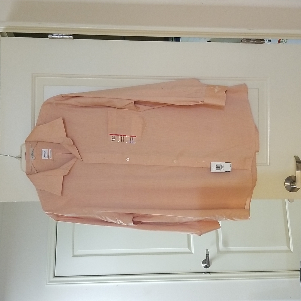 New Classic Fit 17 1/2 × 32/33 Mens Shirt